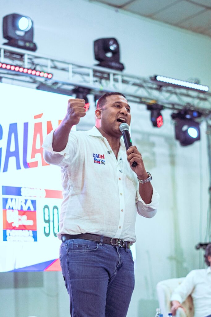 Óscar David Galán lanzó en Barranquilla su campaña al Senado con el respaldo de cerca de 2 mil personas 46 IMG 20251222 WA0018