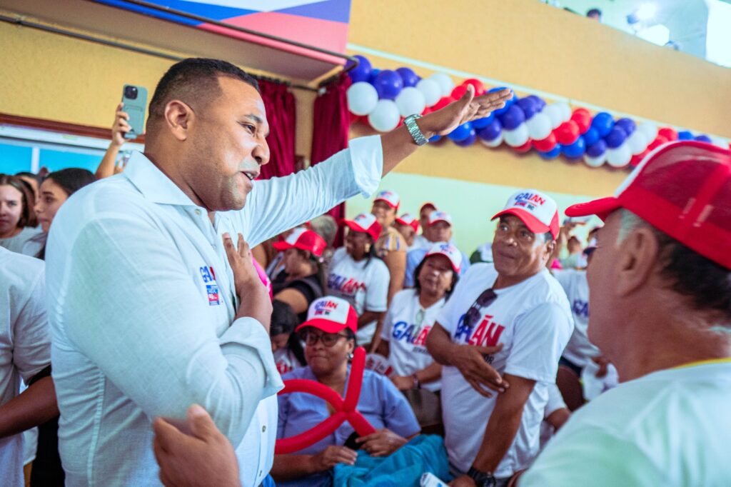 Óscar David Galán lanzó en Barranquilla su campaña al Senado con el respaldo de cerca de 2 mil personas 42 IMG 20251222 WA0022