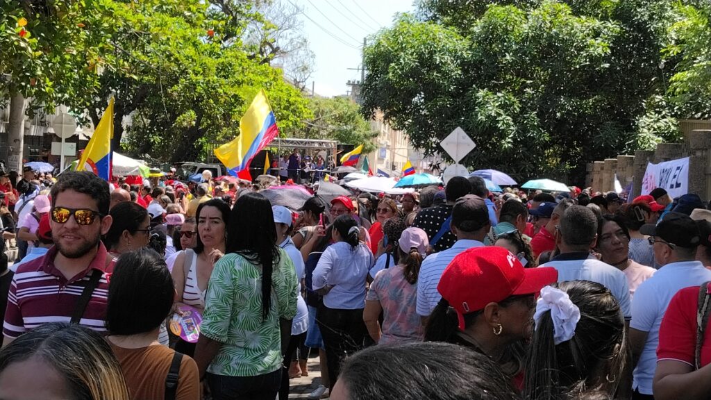 En Barranquilla defienden el salario mínimo vital e invitan a votar el 8 de marzo por la renovación del Congreso 42 389052