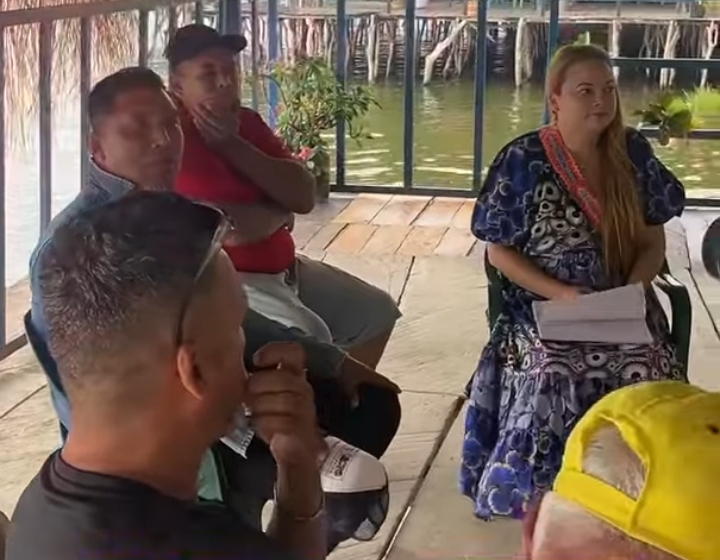 La comunidad de La Peña sufre por el abandono del agua y grave mortandad de peces: Alejandra Moreno 42 404682