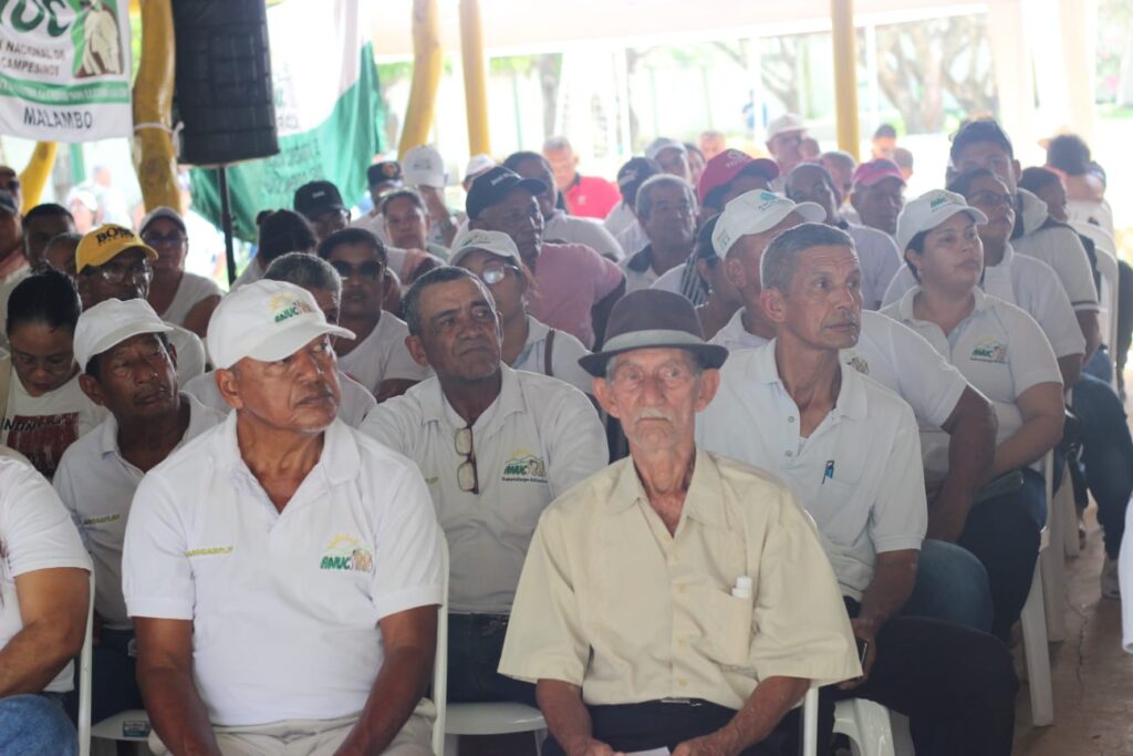 500 campesinos en Sabanalarga ven en Gustavo De La Rosa el bastión para el campo 42 IMG 20260222 WA0057