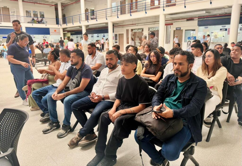 Alcaldía de Soledad avanza en la ruta de empleabilidad: 126 personas vinculadas a empleo formal en 2026 42 IMG 20260407 WA0182