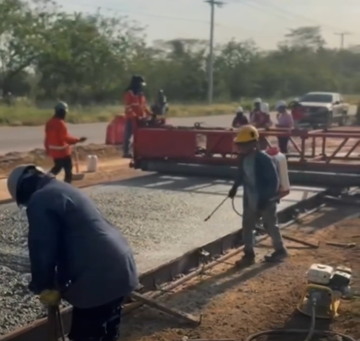 Screenshot 20260422 134453 com google android apps photos LocalPhotosActivity