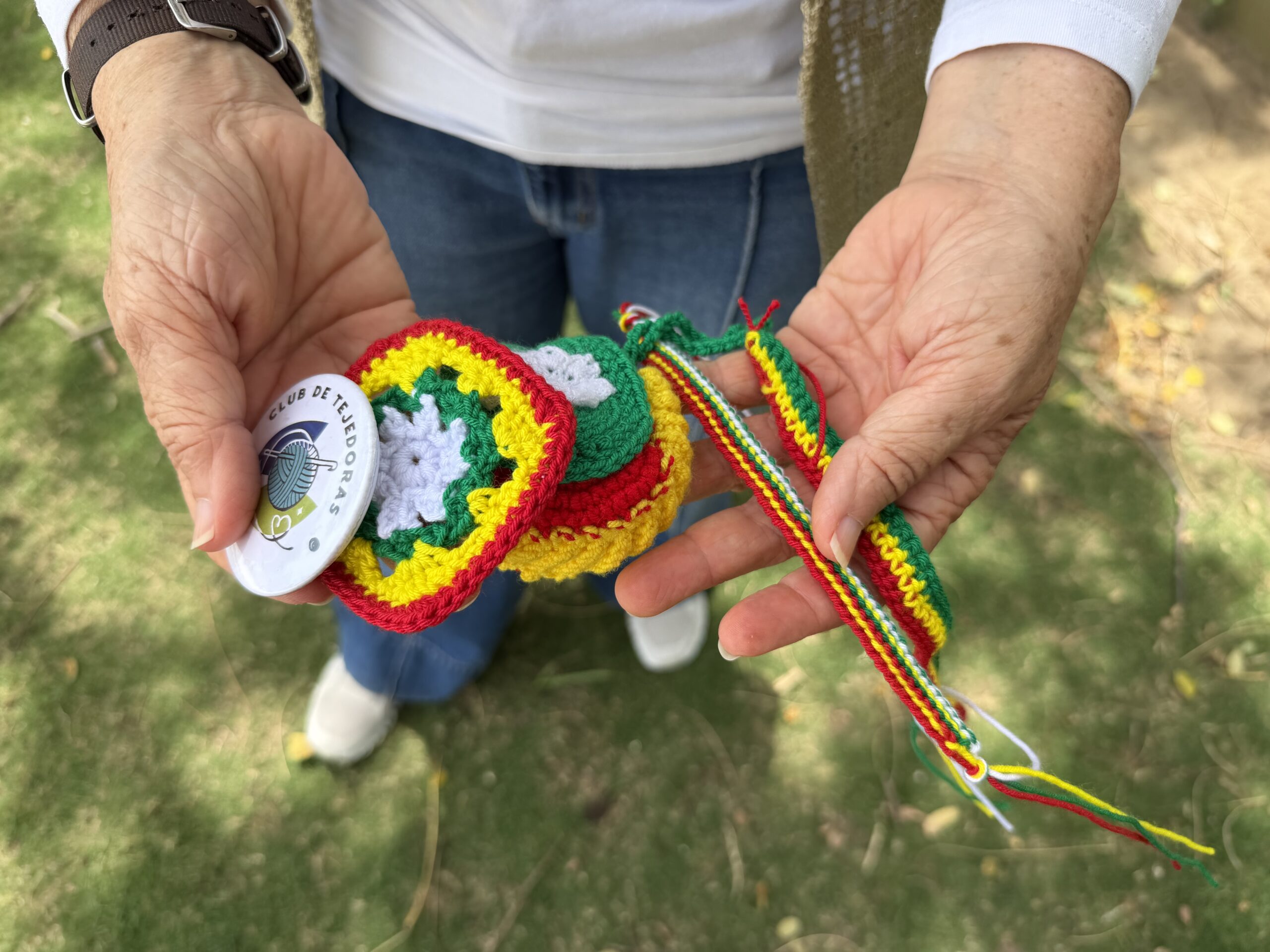 Tejedoras de la ciudad también demuestran que Barranquilla está de Moda, con una jornada colectiva para celebrar los 213 años 42 tejedoras 1 scaled