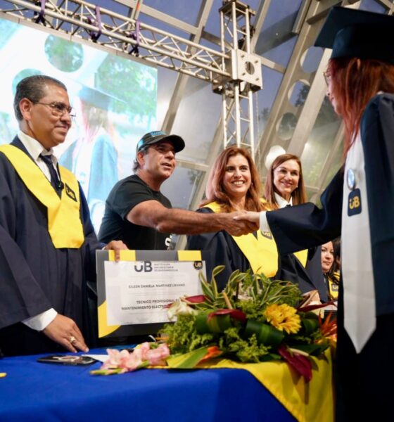 Ceremonia grados IUB 6