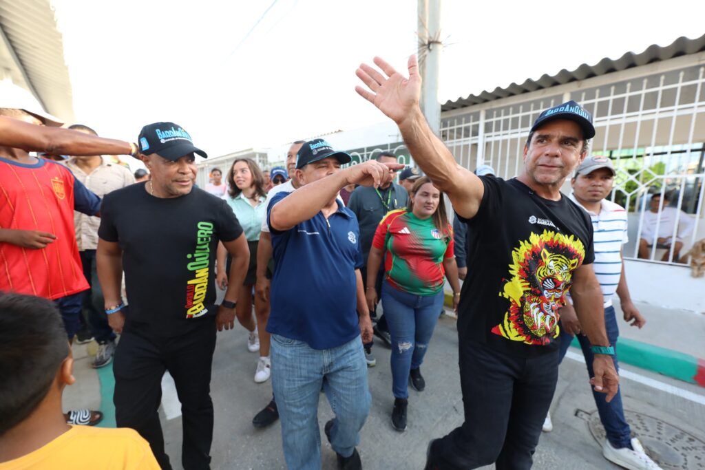 Alcalde Char entrega nuevas vías en Tayrona, La Chinita y Villa Sevilla 42 618fc4b8 21c1 4754 b3de f11c90b2e556