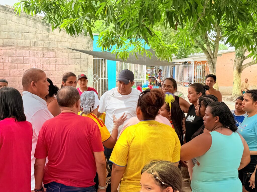 Rumenigge Monsalve reafirma su compromiso con Malambo durante recorridos por los barrios del municipio 42 IMG 20260731 WA0174