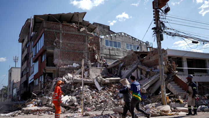 2026 08 11T211158Z 1738836711 RC2KWMA1MMXZ RTRMADP 3 COLOMBIA QUAKE