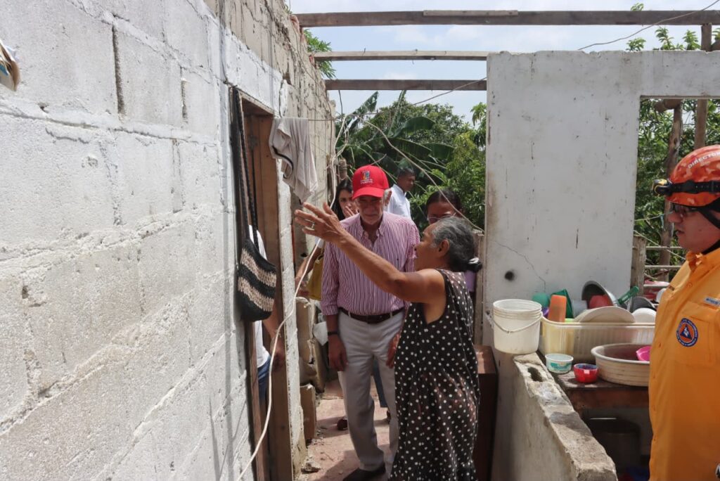 Gobernación entrega ayudas a 552 familias afectadas por vendaval y avanza con la reconstrucción de 19 viviendas 42 IMG 20260805 WA0104
