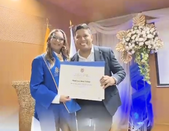 Primera promoción de Administración Pública de la ESAP Malambo se gradúa 42 Screenshot 20260831 071446 com hihonor hnvideoplayer MainActivity