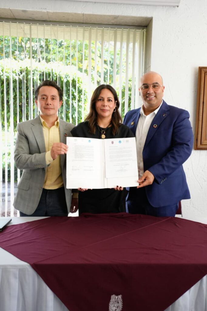 C.R.A. y Estrategia Circular MX firman acuerdo para impulsar la economía circular y la cooperación internacional 42 3db6f8f24ea34fb9da56d9d832b8389f5716457f525c310e31cd74e54b00504c