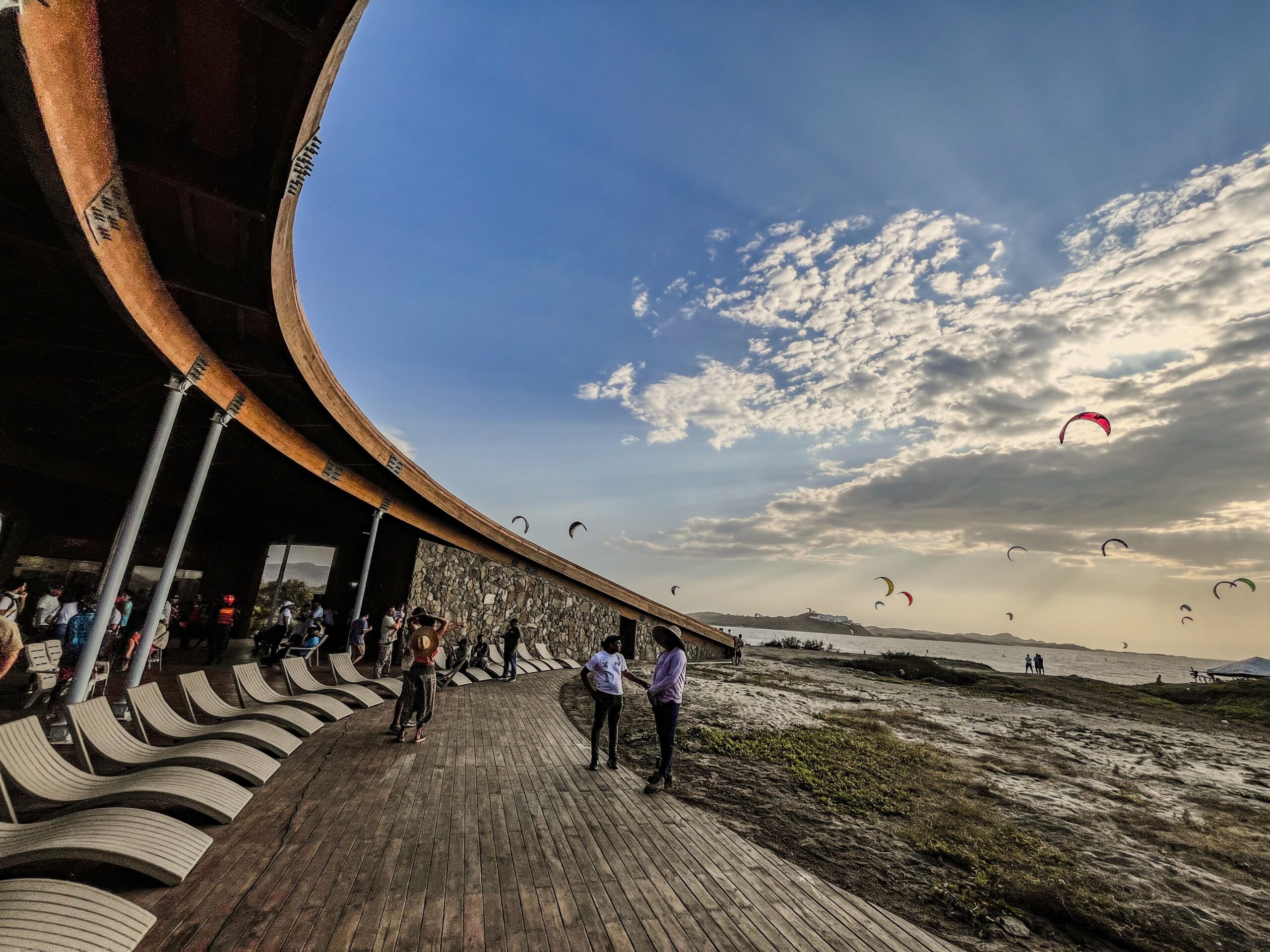 Turismo impulsa empleo y negocios en el Atlántico: 84.000 puestos de trabajo vinculados al sector 42 IMG 20261006 WA0007 scaled